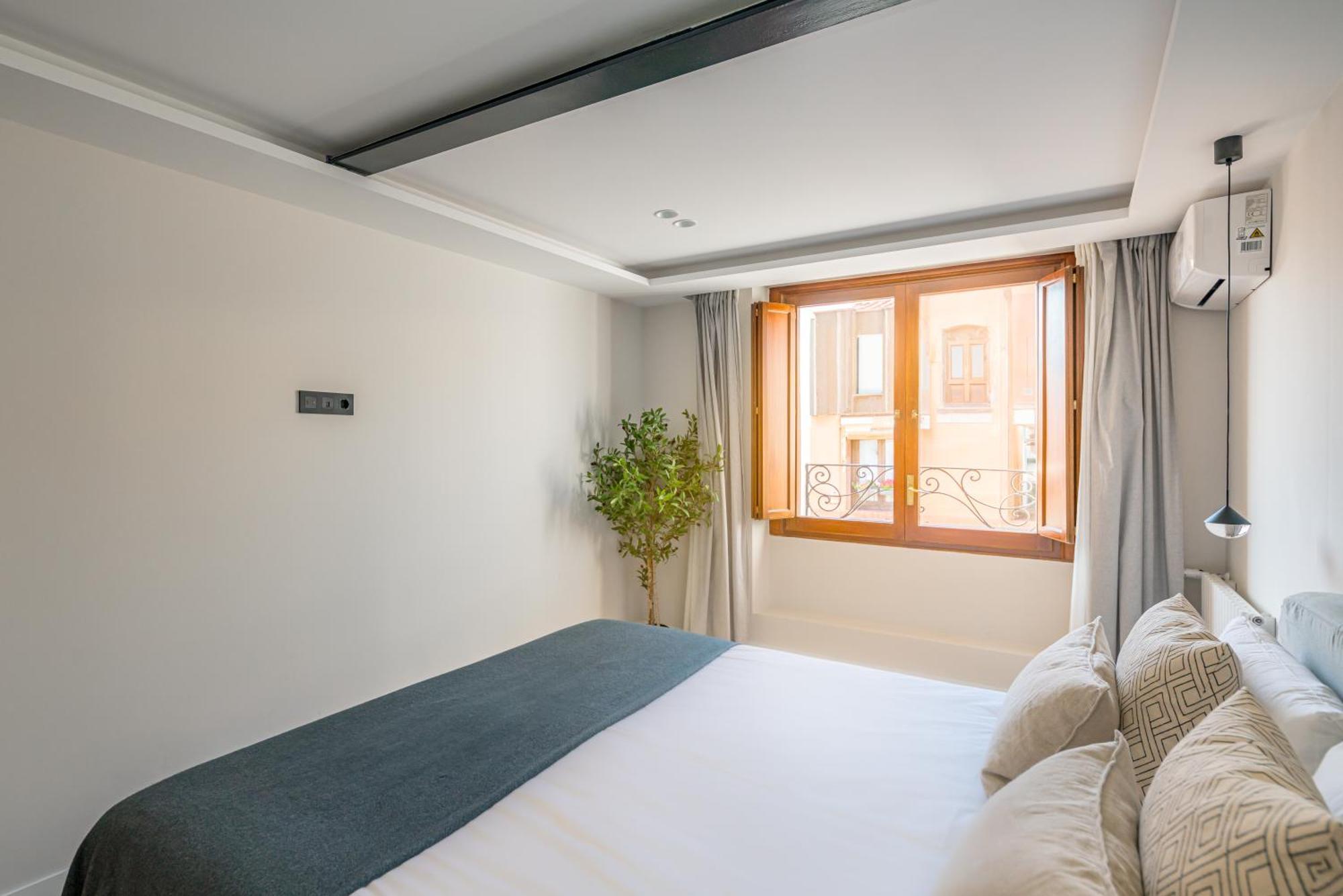Puerta Del Sol 3Br 3Bh Lejlighed Madrid Eksteriør billede